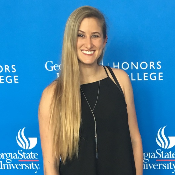 Meet your Posher, Sarah - Picture 1 of 1